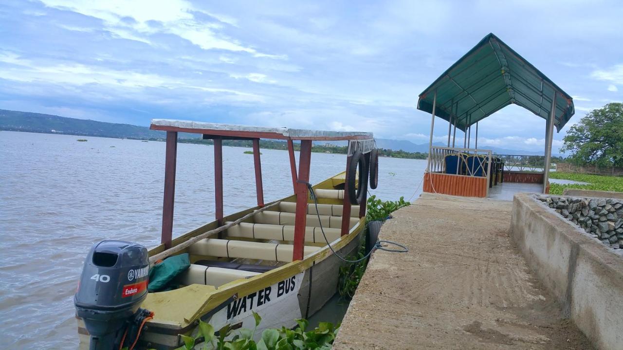 Milimani Beach Resort キスム エクステリア 写真