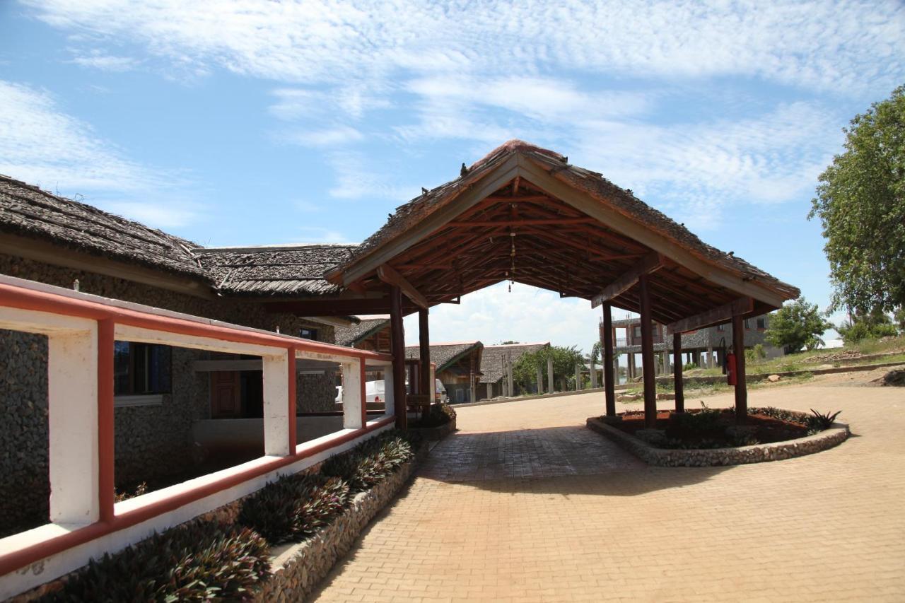 Milimani Beach Resort キスム エクステリア 写真
