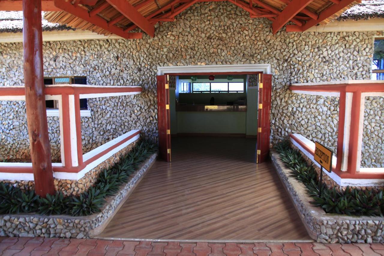 Milimani Beach Resort キスム エクステリア 写真